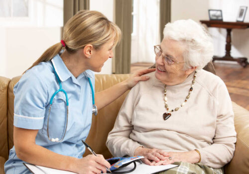 Balancing Independence and Support in Home Nursing Care